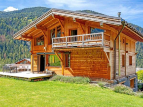 Vintage vacation home with garden